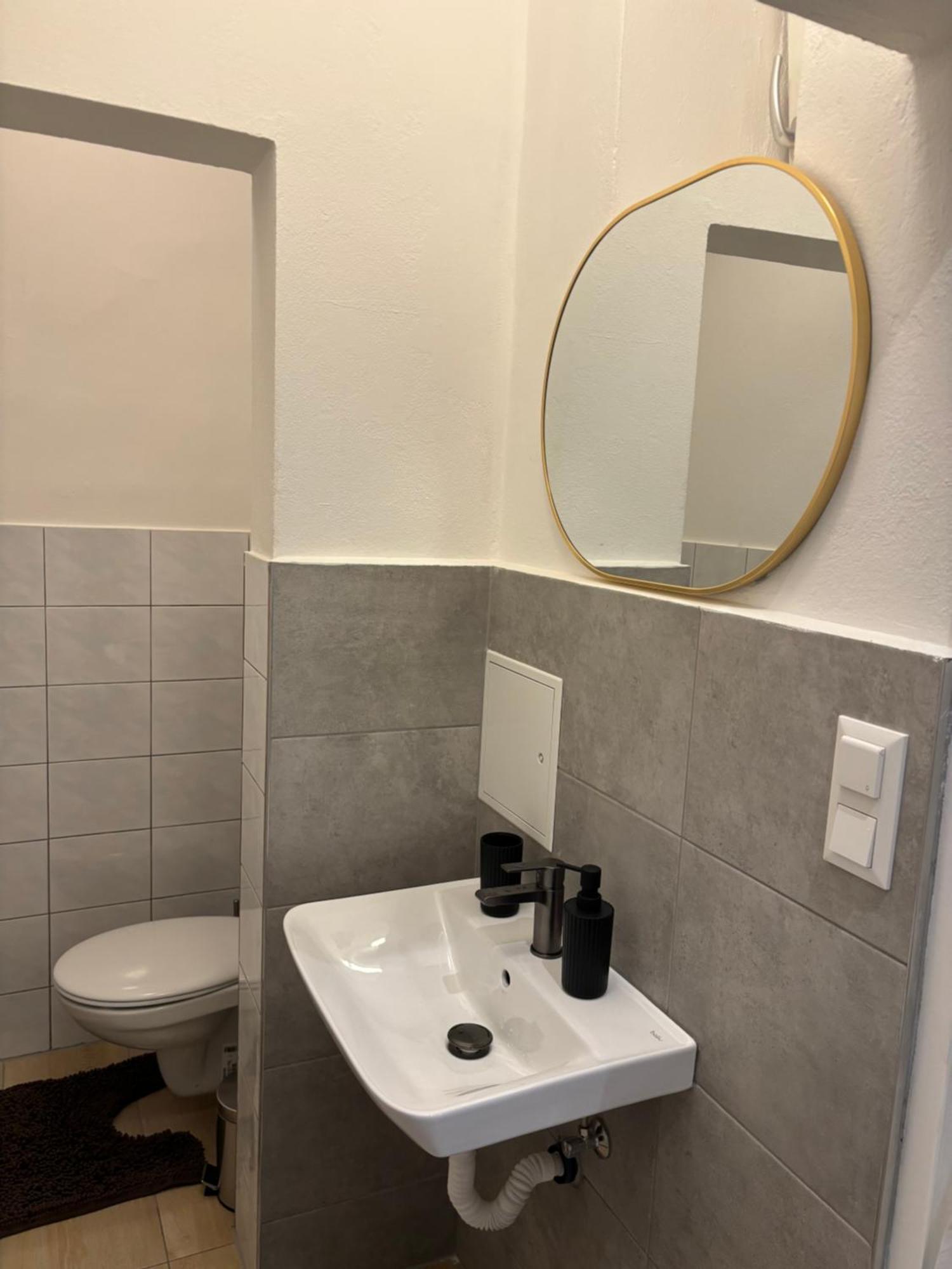 Anda City Rooms Wenen Buitenkant foto