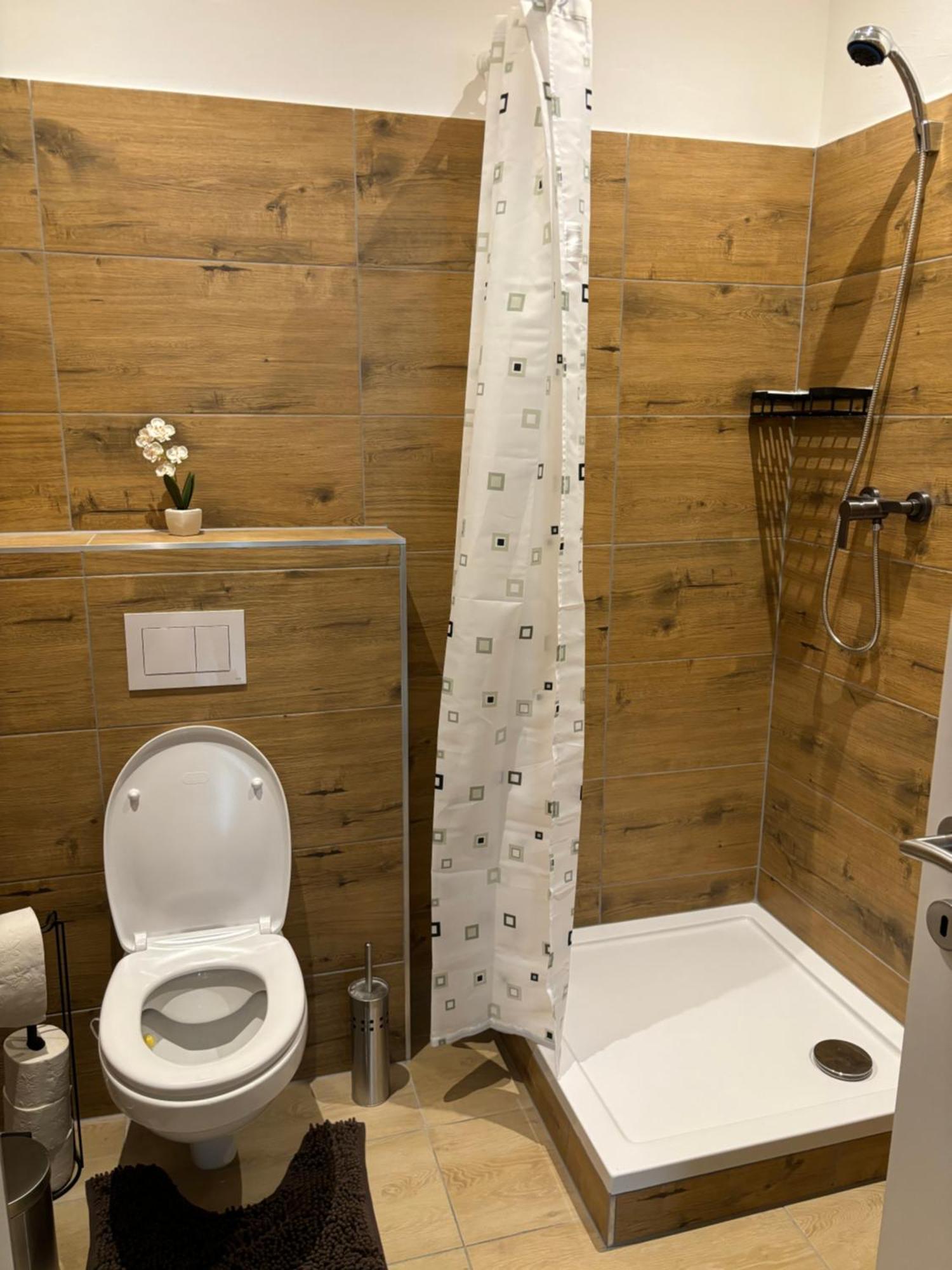 Anda City Rooms Wenen Buitenkant foto